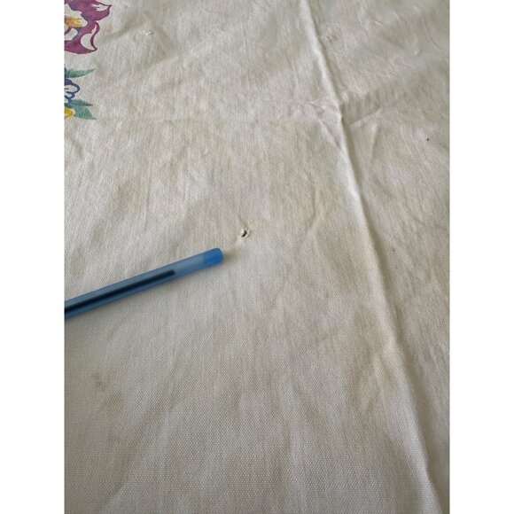 P1280800__85180.1765059005.JPG?c=2 Vintage Floral Barkcloth Tablecloth 70x56 Flawed Craft Project MCM Heavy